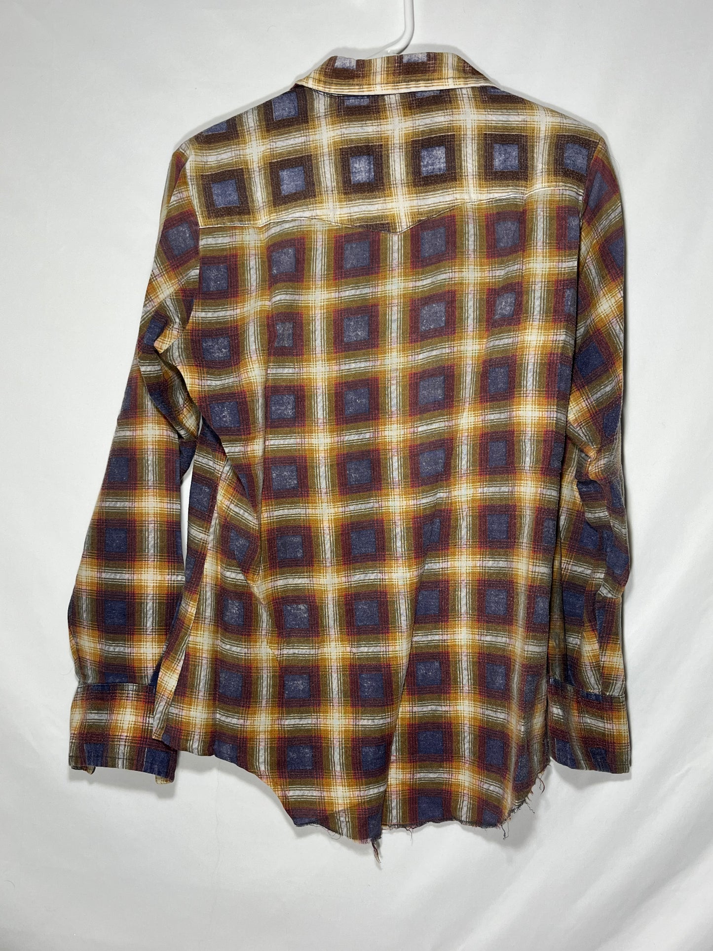 Double Pearl Snap Flannel Shirt - Small - 19” x 30”