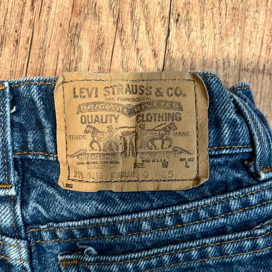 70 年代 Levi 橙色标签牛仔布 - 22” x 21.5”