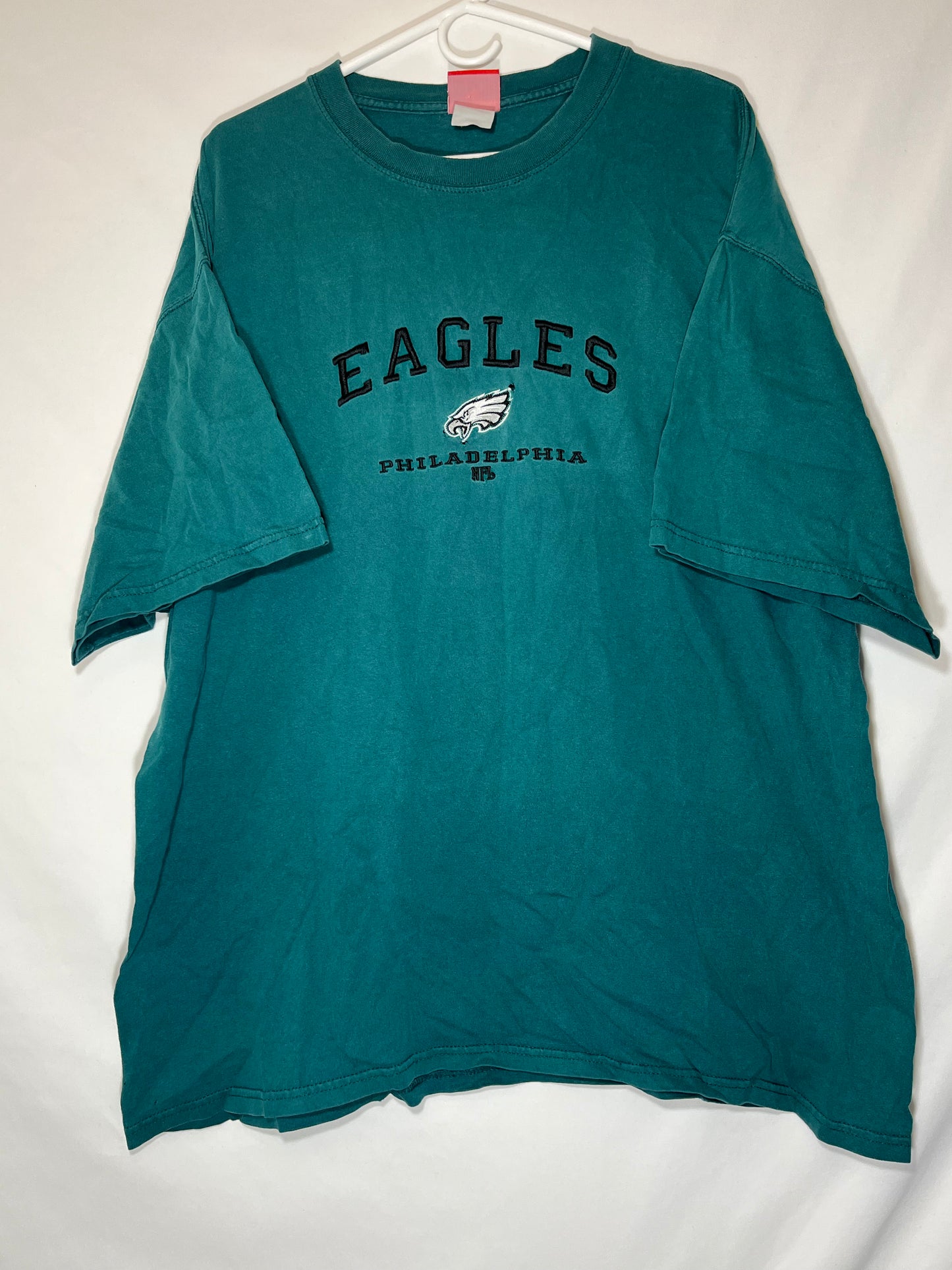 NFL Philly Eagles Tshirt - XLarge - 24.5” x 30”