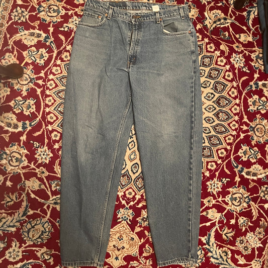 90's Levi 560 Jeans - 35" x 31.5"