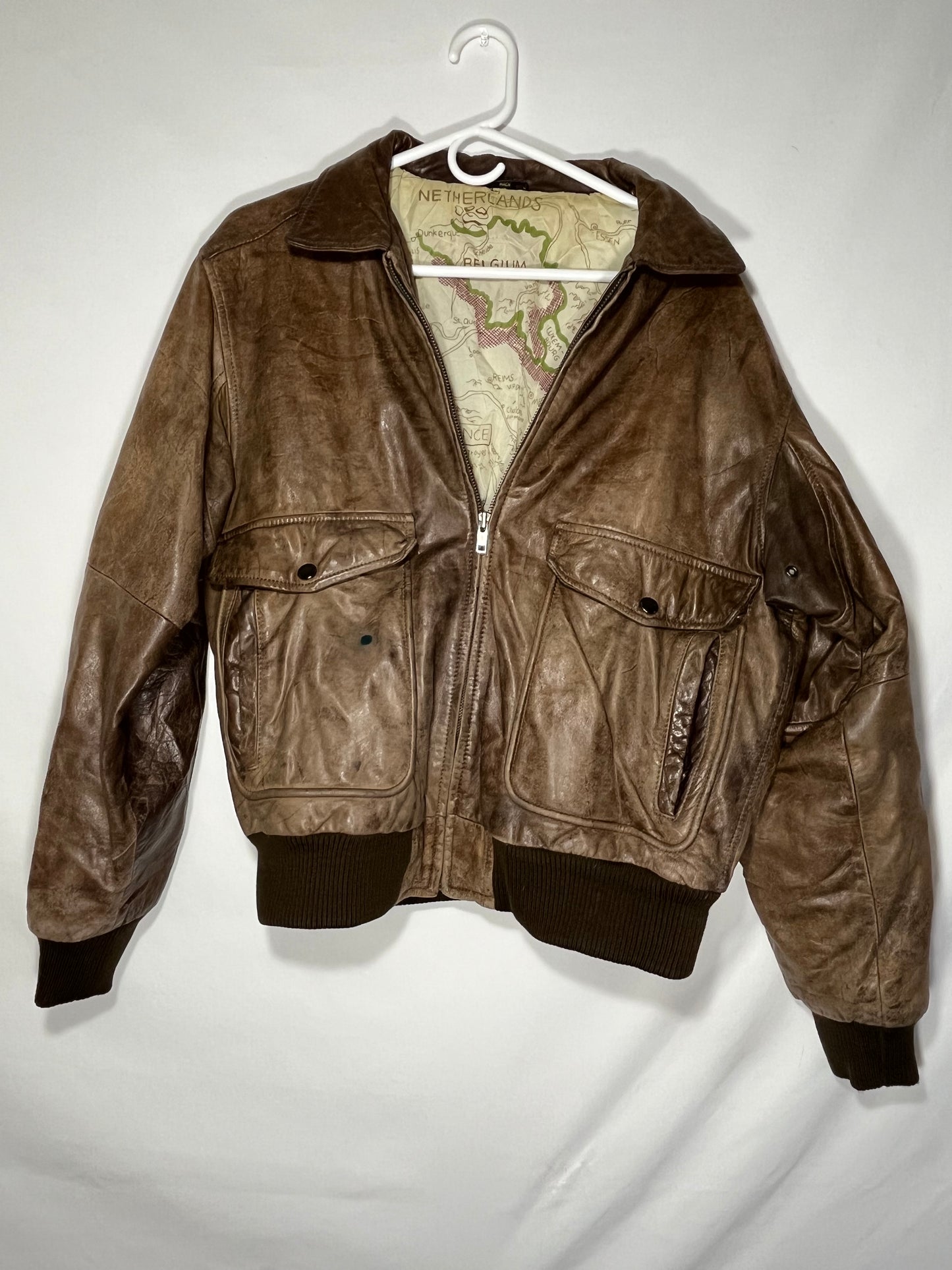 Leather Jacket - Medium - 21” x 24.5”