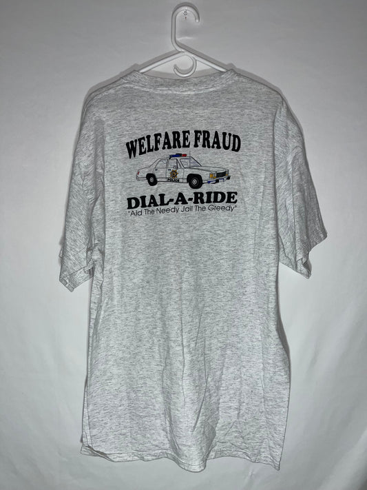 Camiseta Tultex Welfare Fraud - Grande - 22.5” x 33.5”