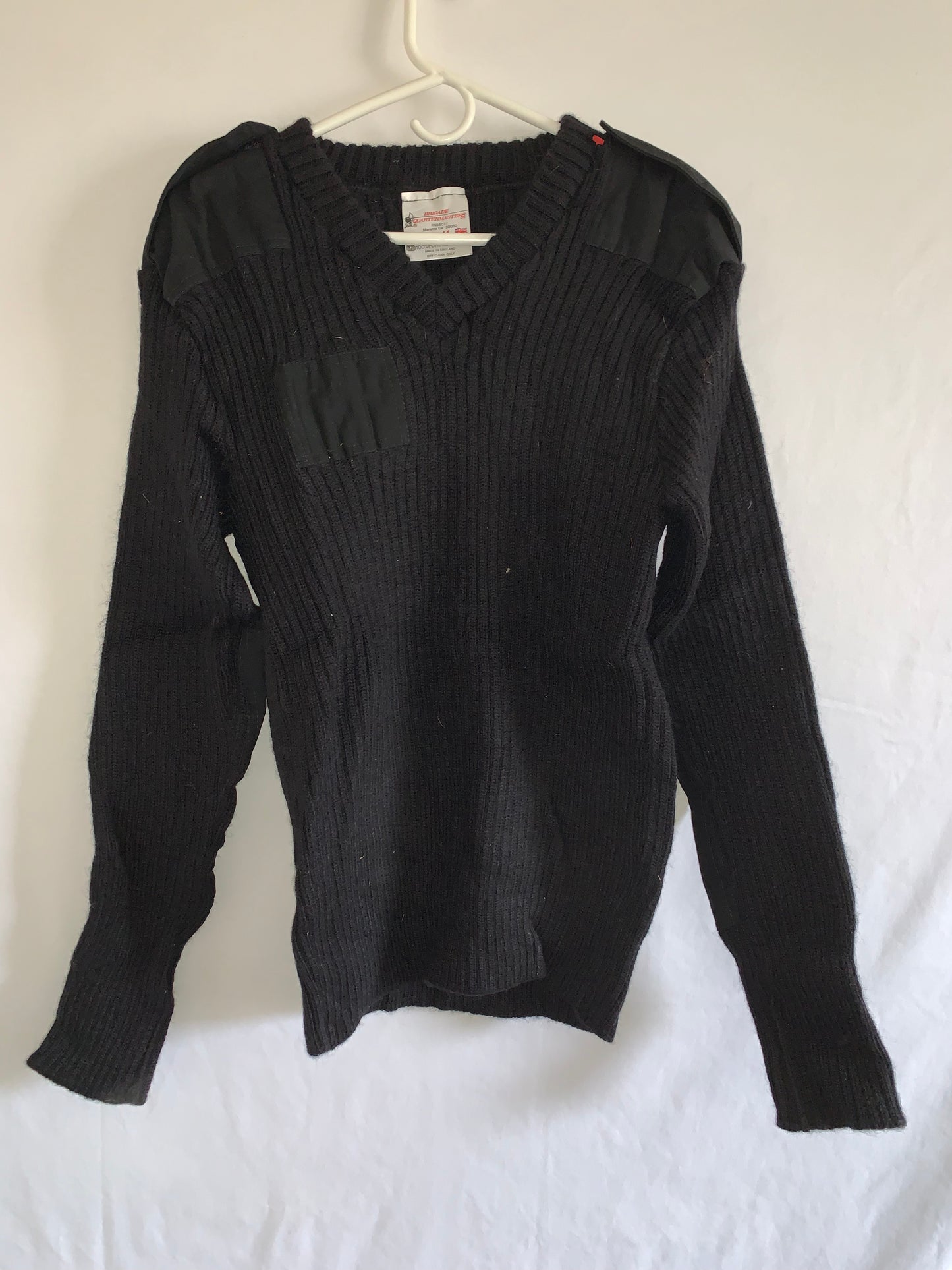 Woolly Pully Made in England Wool Sweater - XSmall - 16” x 26.5”