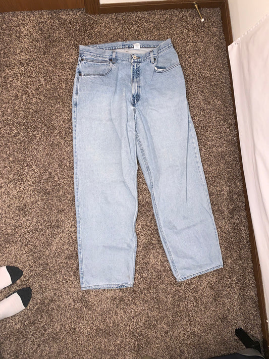 90's Levi 595 - 34” x 30”