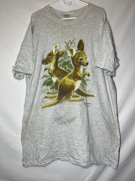 90's Nature's Younguns Baby Kangaroo Camiseta - Mediana - 21.5" x 33.5"