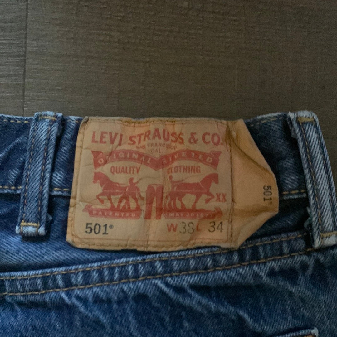 Levi 501 Blue Jeans - 32” x 29.5”