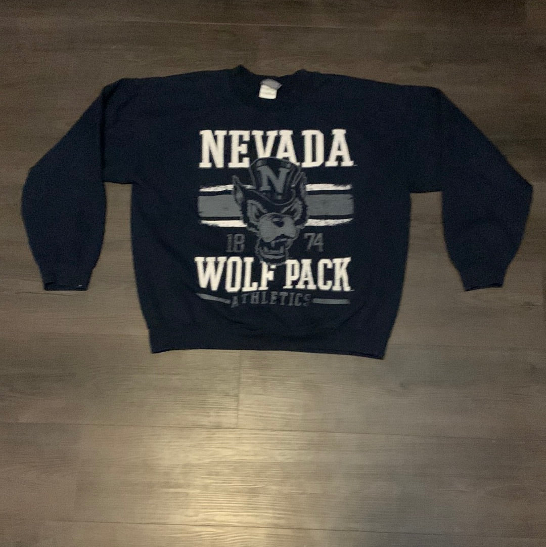 Nevada Wolf Pack Crewneck - Large - 23” x 23.5”