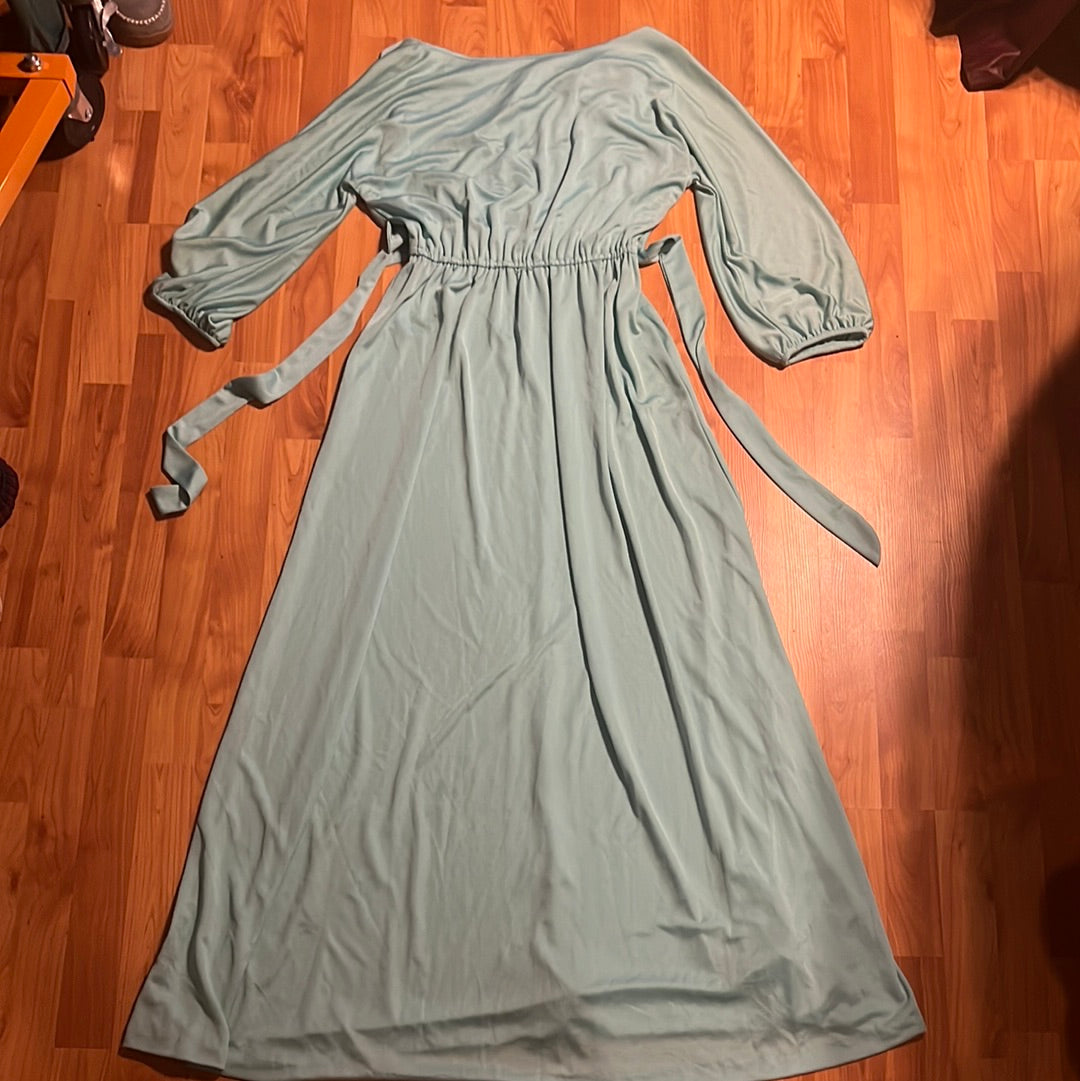 70's Long Sleeve Dress - M 19.5” x 60”