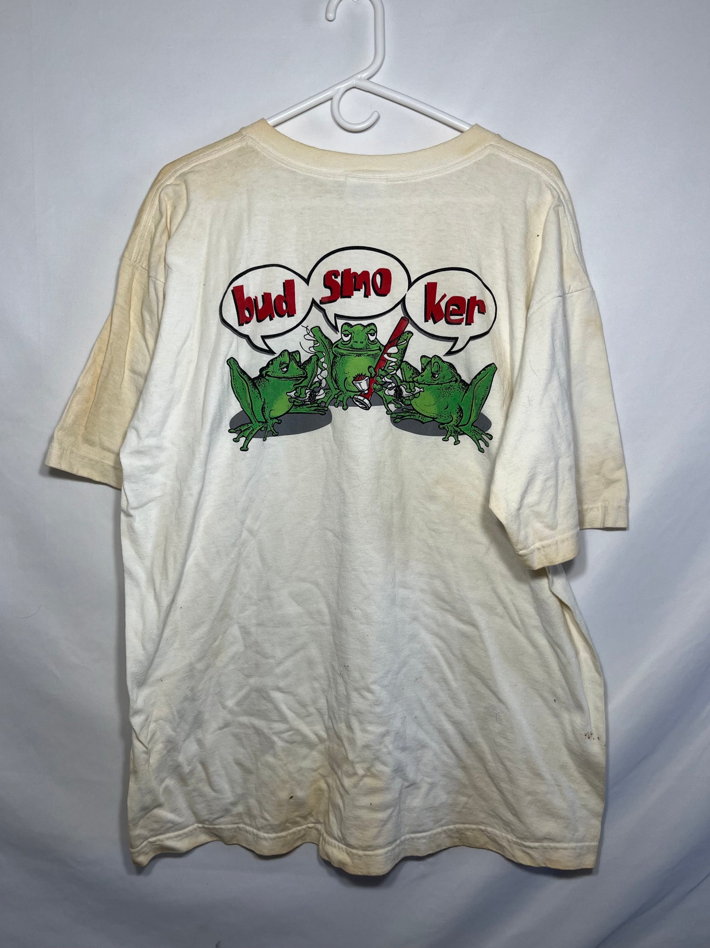 Camiseta Bud Smoker Frog - XL - 24.5” x 30”