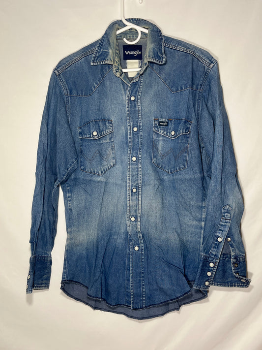 90 年代 Wrangler Jean Pearl 按扣衬衫 - 中号 - 21 英寸 x 32 英寸