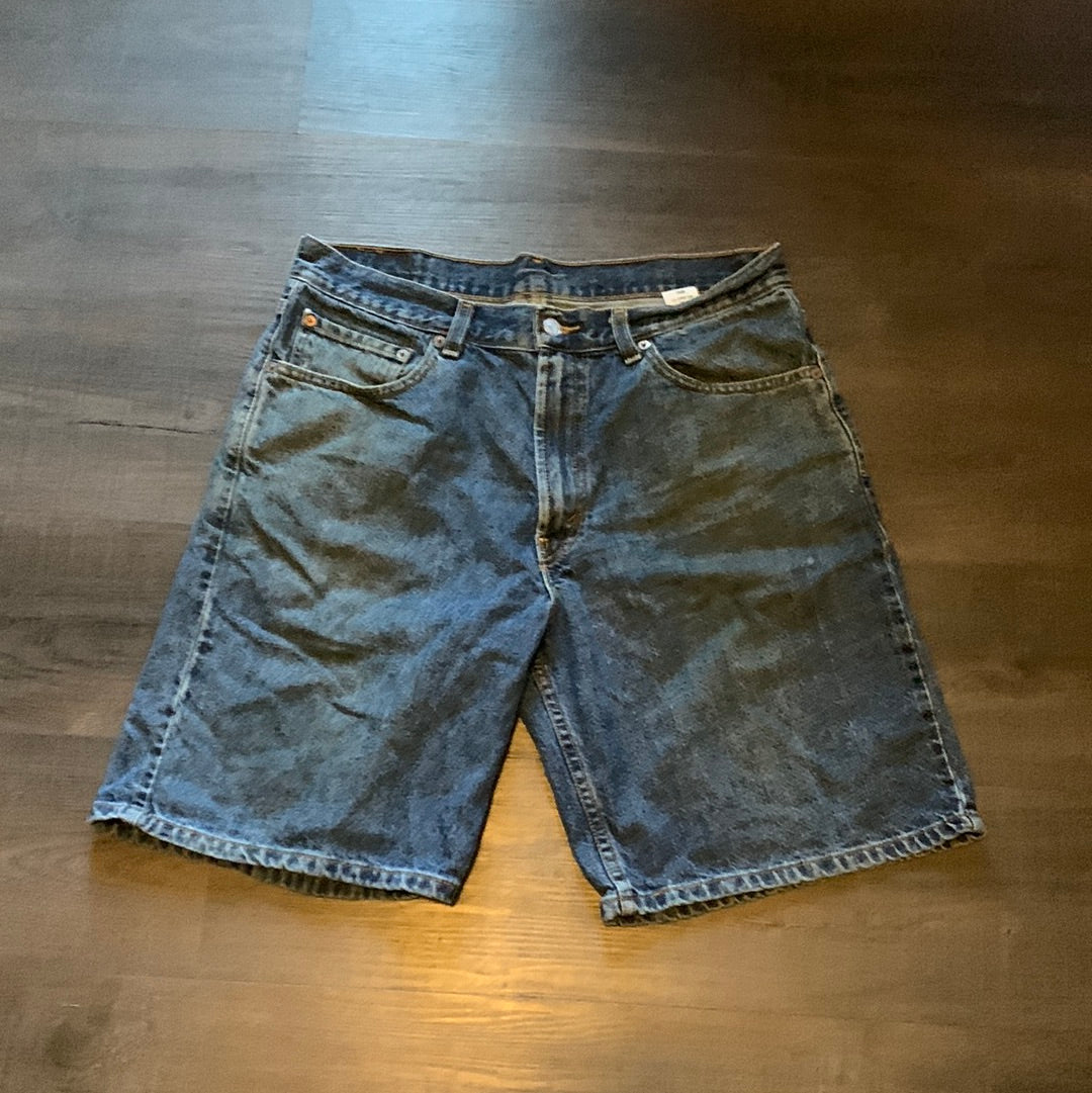 Levi 550 Jorts - 33” x 10”