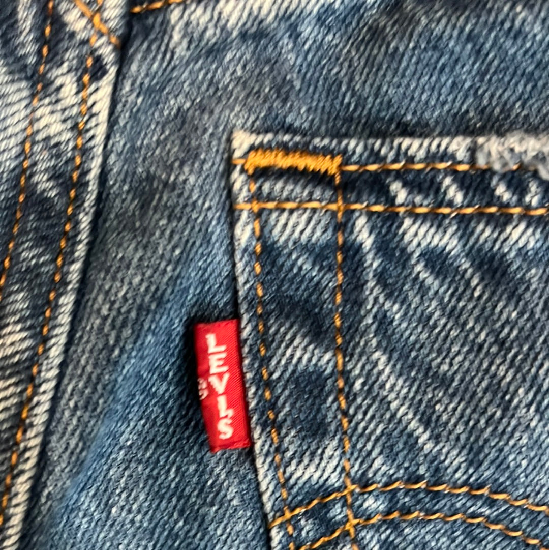 Levis 高级仿旧牛仔裤 - 25 英寸 x 26.5