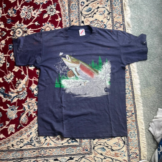 90's Fish Tshirt - 21" x 26"