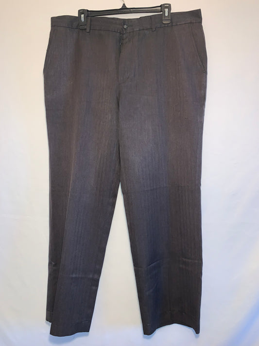 Pantalones de vestir Perry Ellis - 36” x 29”