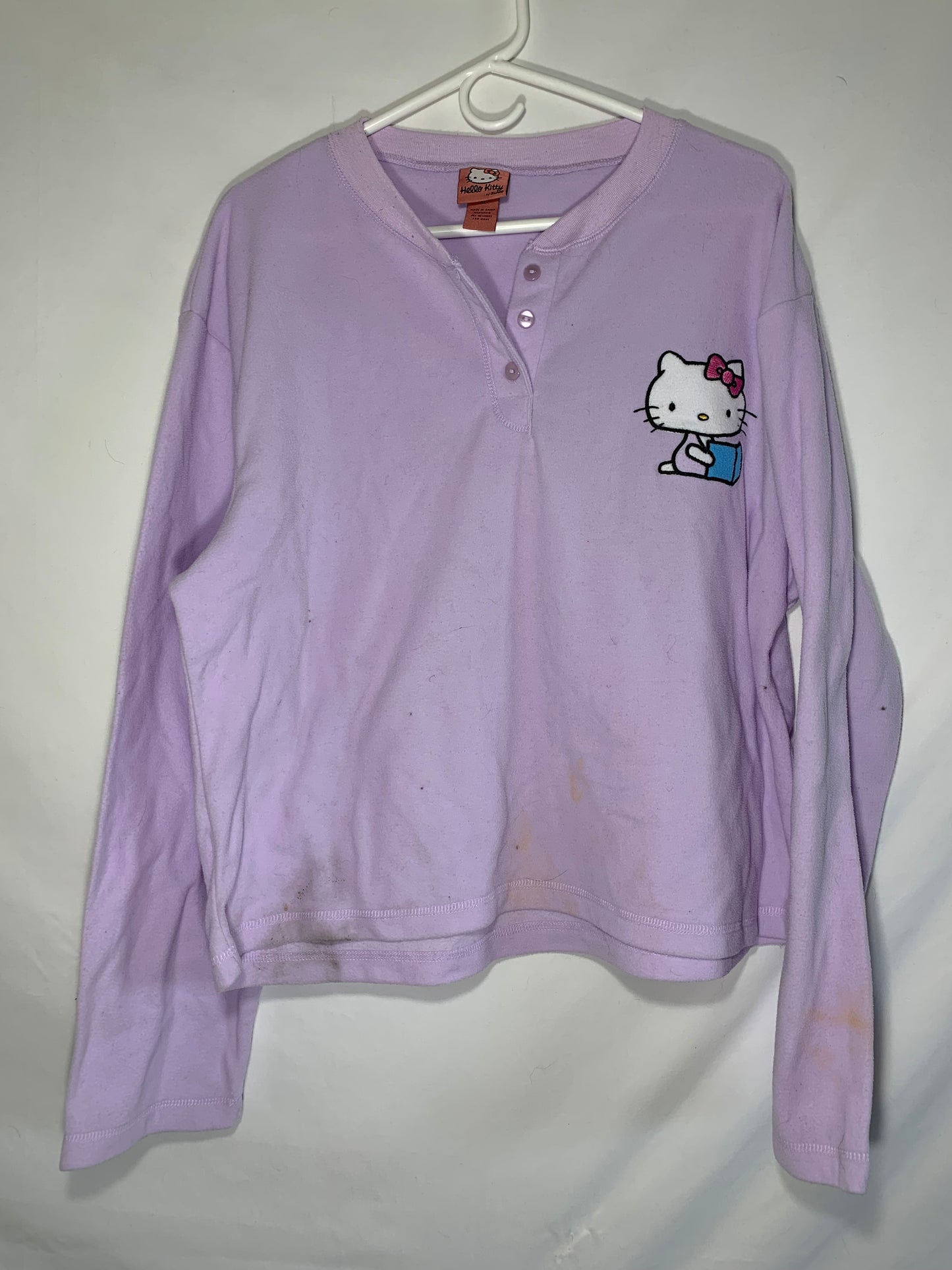 Y2K Hello Kitty 衬衫 - 大号 - 22 英寸 x 24.5 英寸