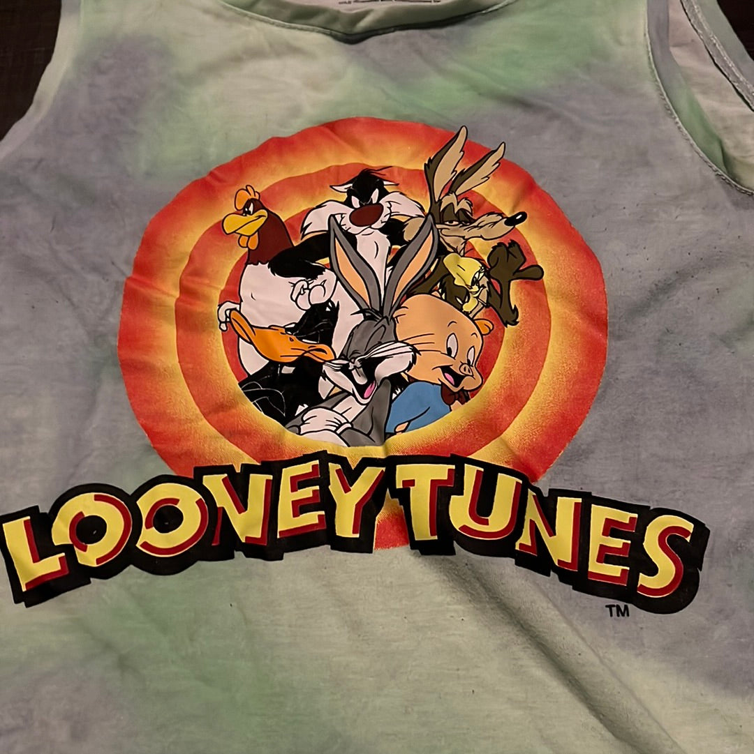 Looney Tunes Tanktop - XSmall - 17” x 22”