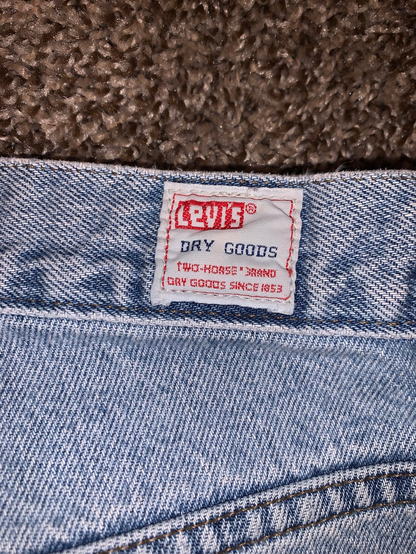 90's Levi 595 - 34” x 30”