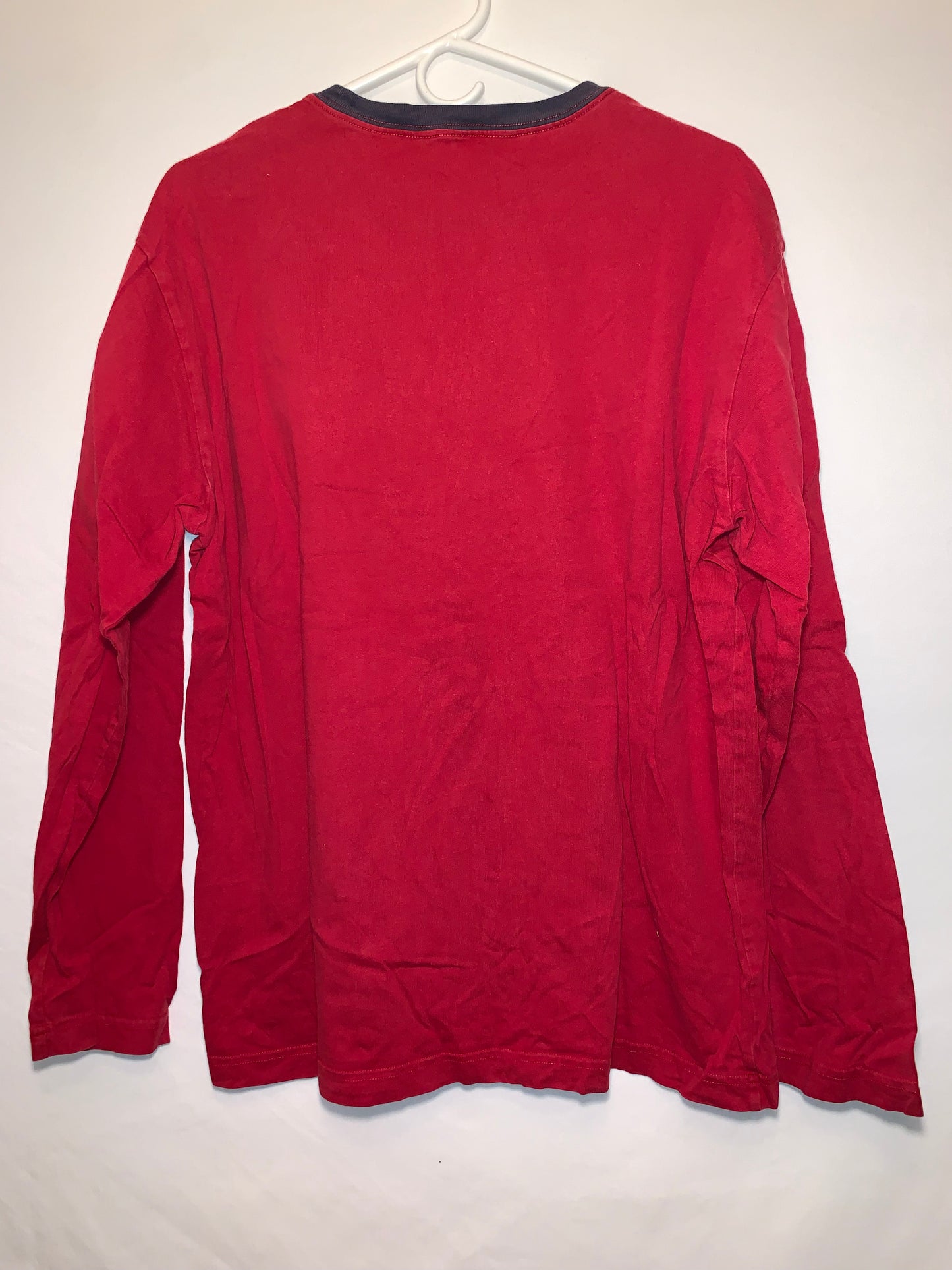 Tommy Hilfiger Longsleeve - Large - 22” x 27”