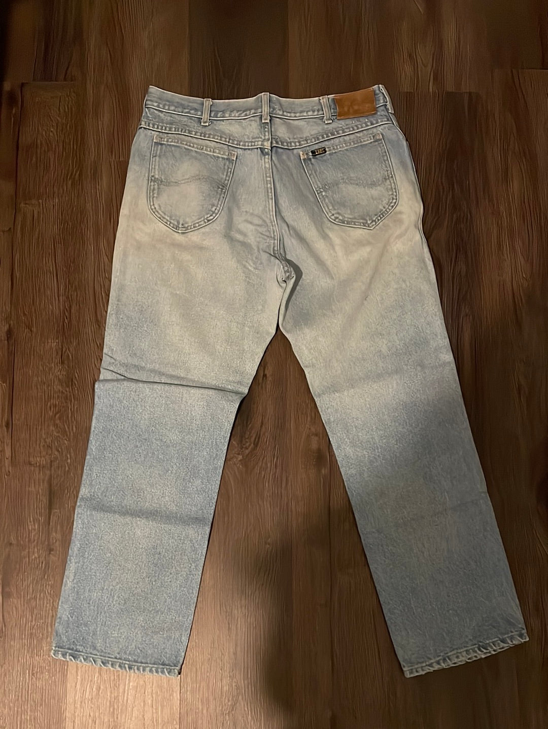 80's Lee Jeans - 36” x 32”