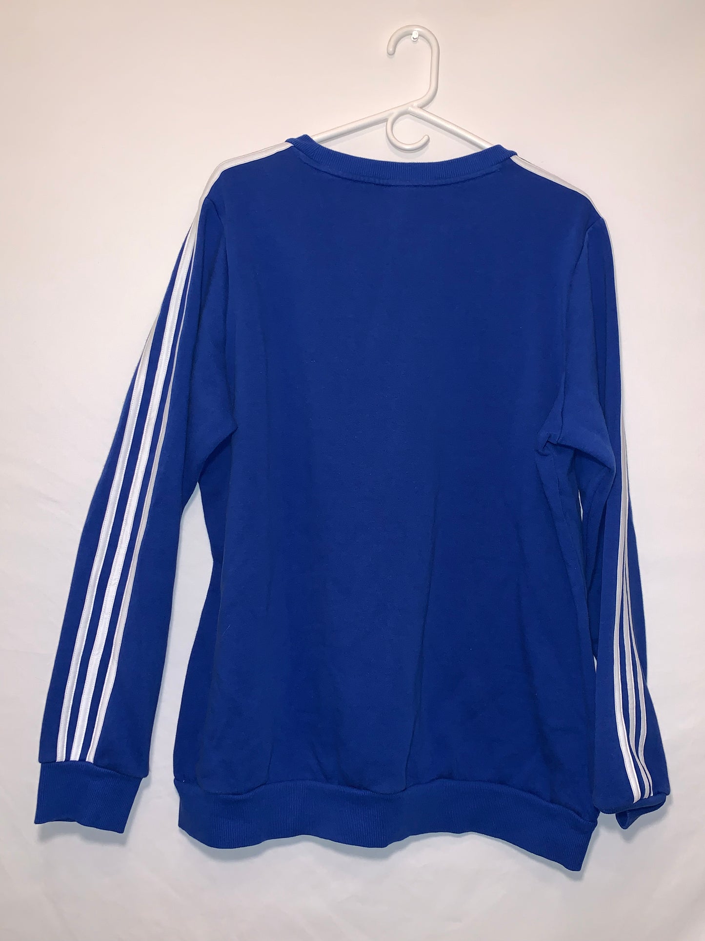 Cuello redondo Adidas - Grande - 23.5 "x 28"