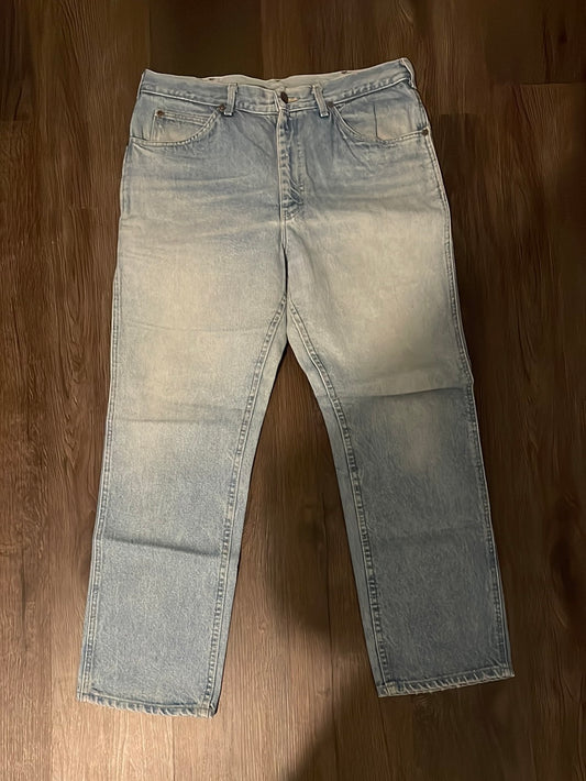 80's Lee Jeans - 36” x 32”