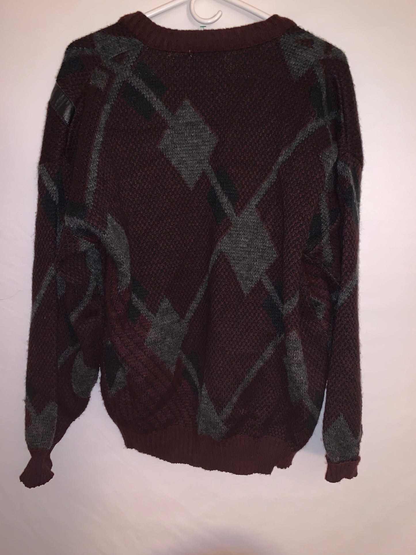 80's Cardigan - Medium - 20” x 26.5”