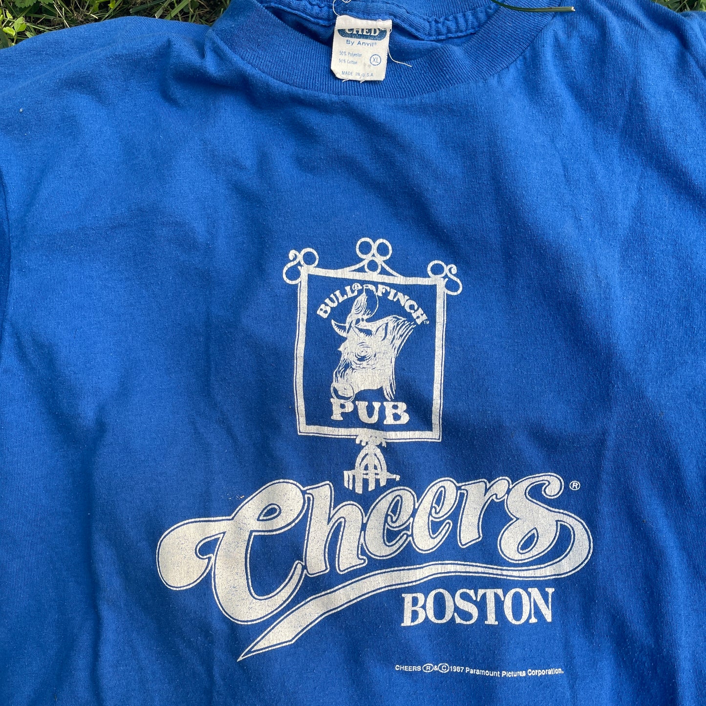 1980's Anvil Cheers Tshirt - 19" x 25"