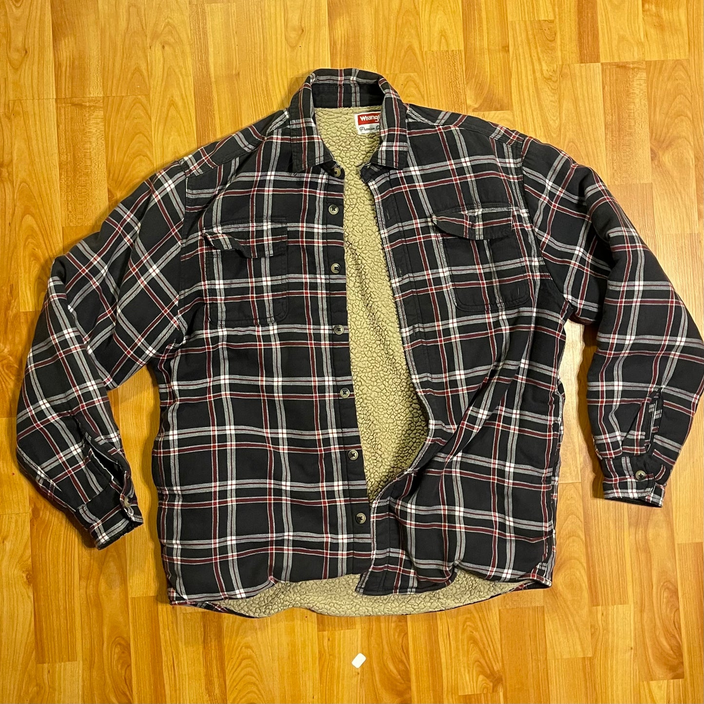 Wrangler fleece lined flannel fits L