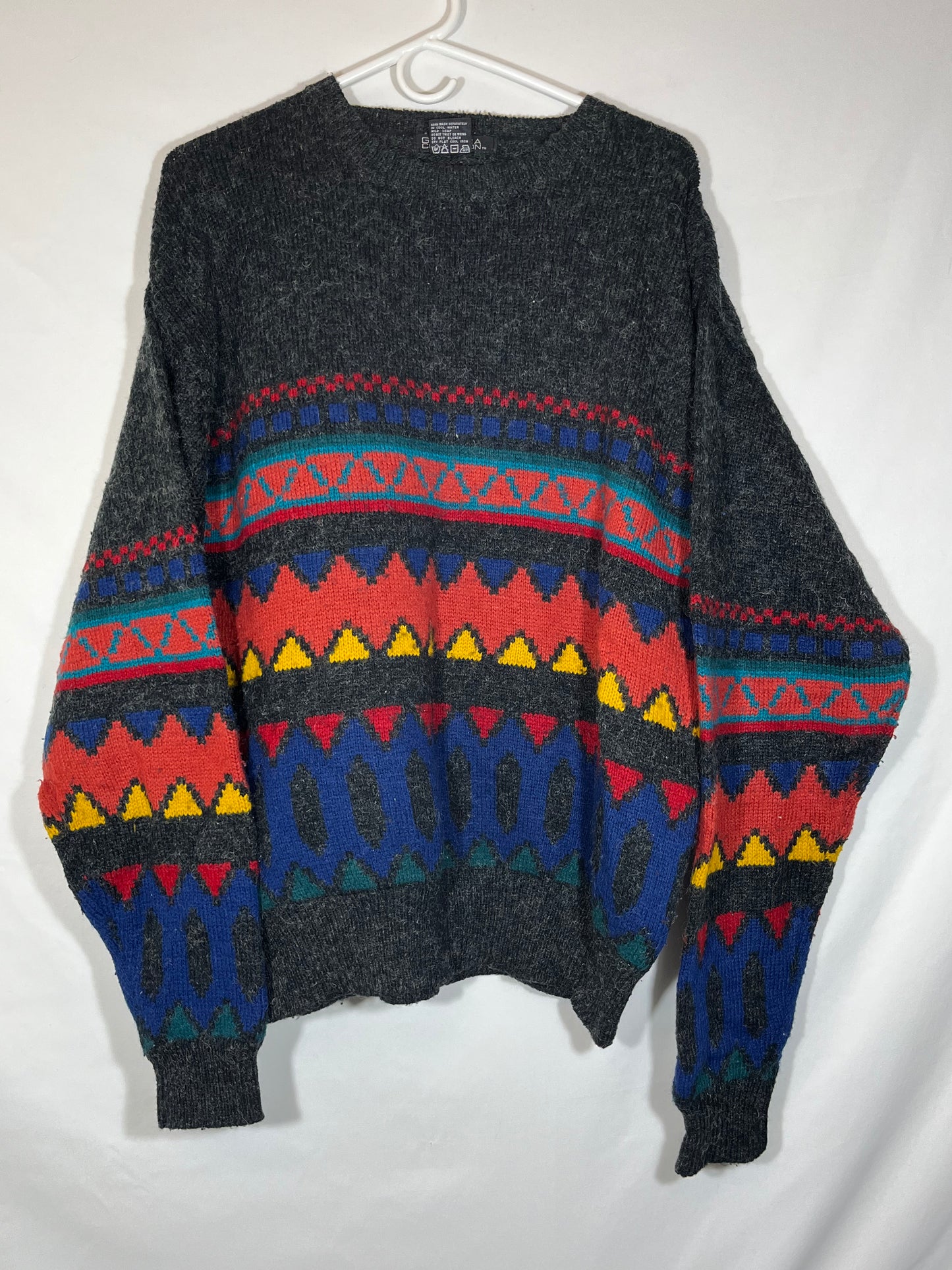 80/90's Generra Collection Acrylic Wool Sweater - Medium - 21.5” x 26.5”