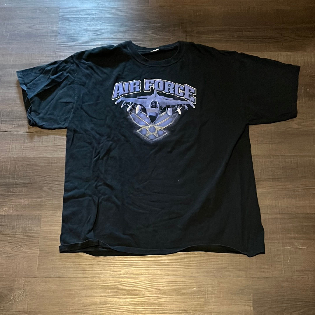 Camiseta de la Fuerza Aérea - 22.5” x 27”