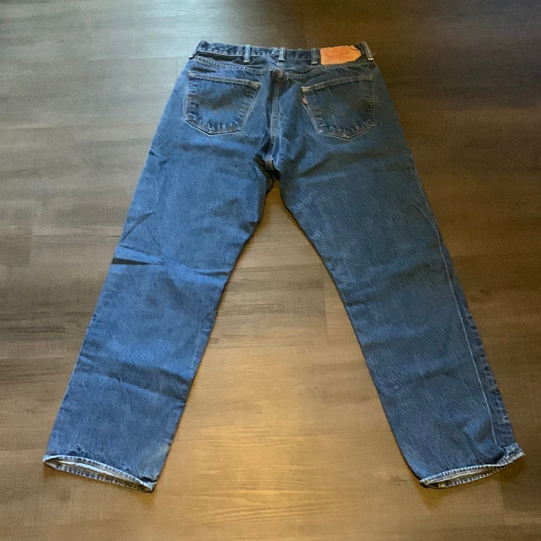 Levi 501 Blue Jeans - 32” x 29.5”