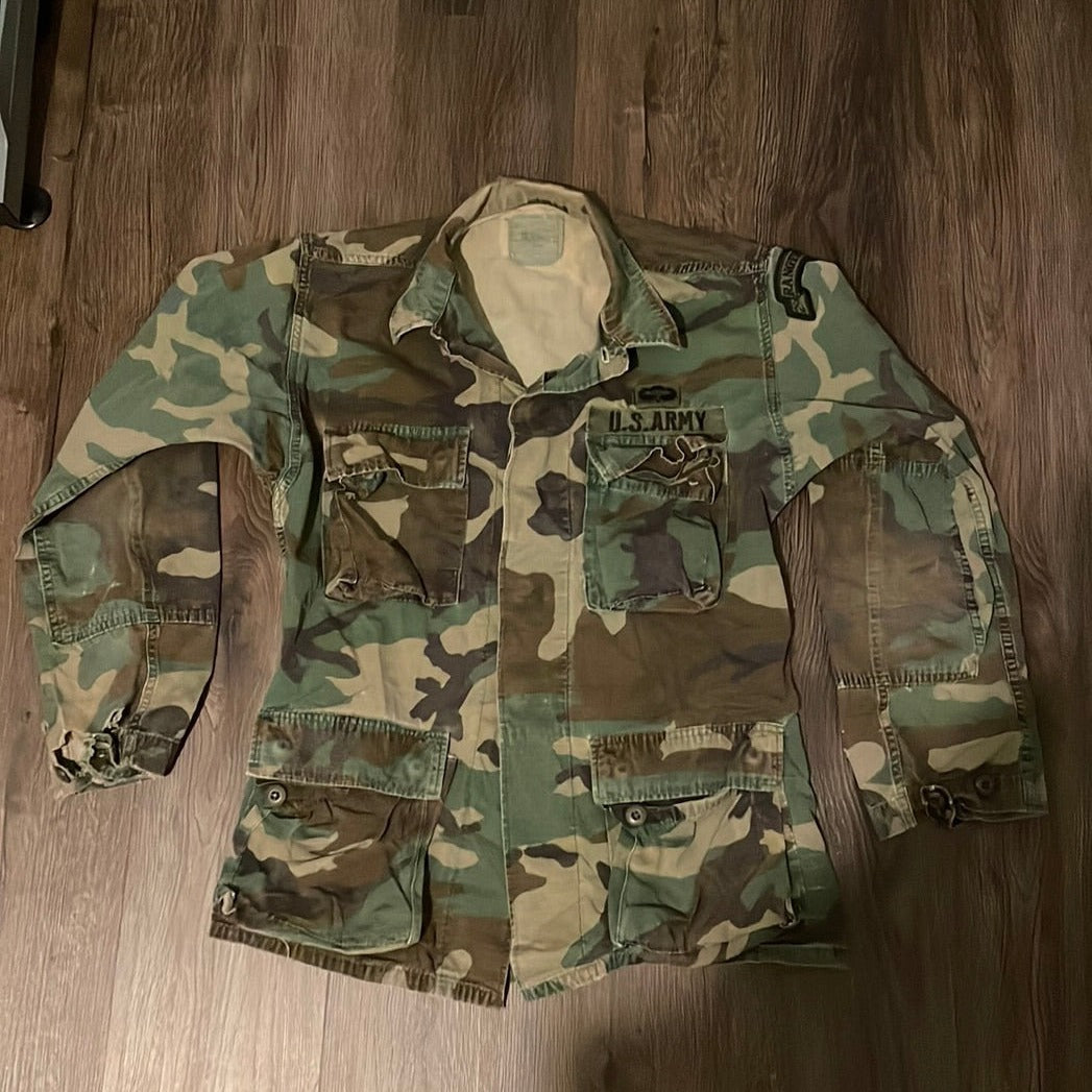 Army Shirt - Medium - 20” x 30”