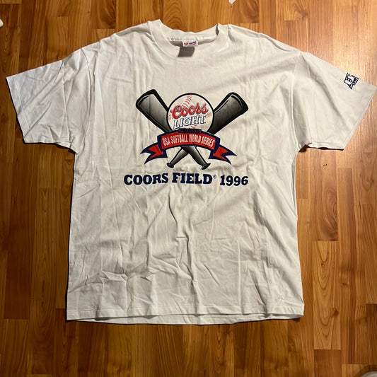 90 年代 Coors Field T 恤 - 23 英寸 x 31 英寸