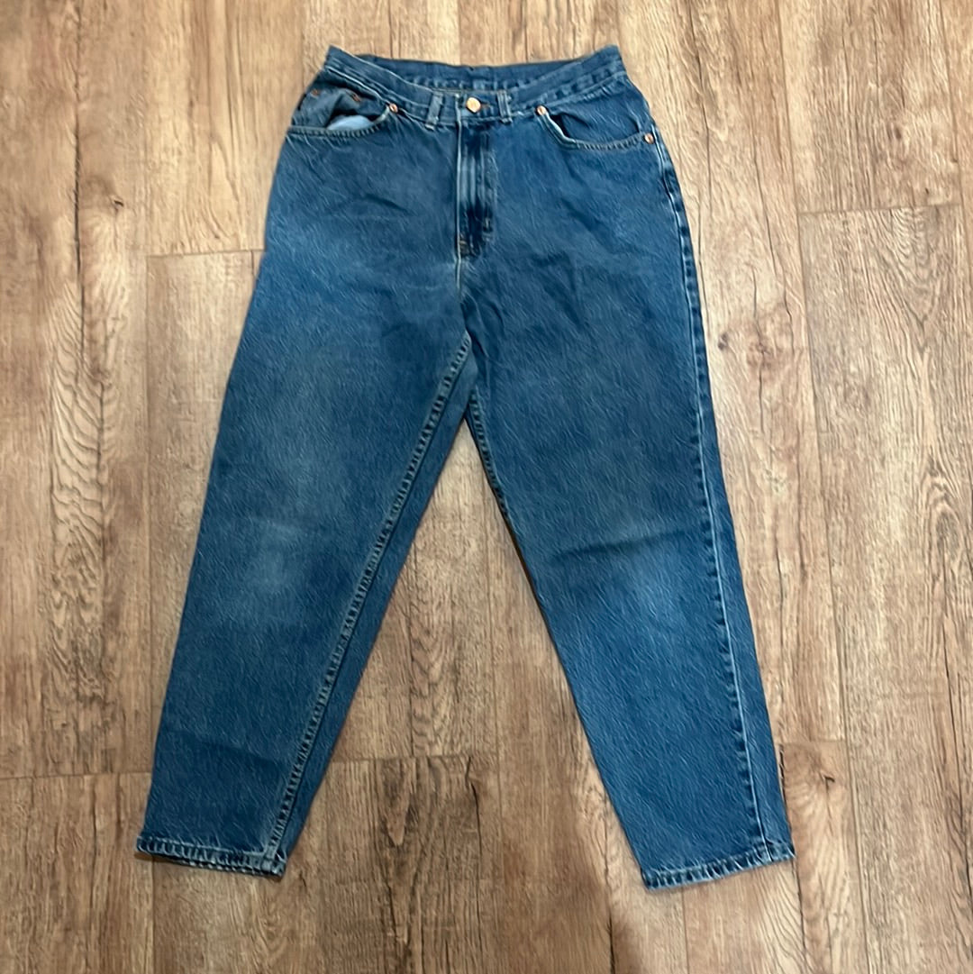 90's Chic Jeans - 28” x 27.5”