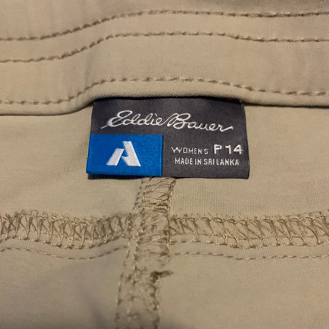 Eddie Bauer NWT Cargo Pants - 36” x 28”