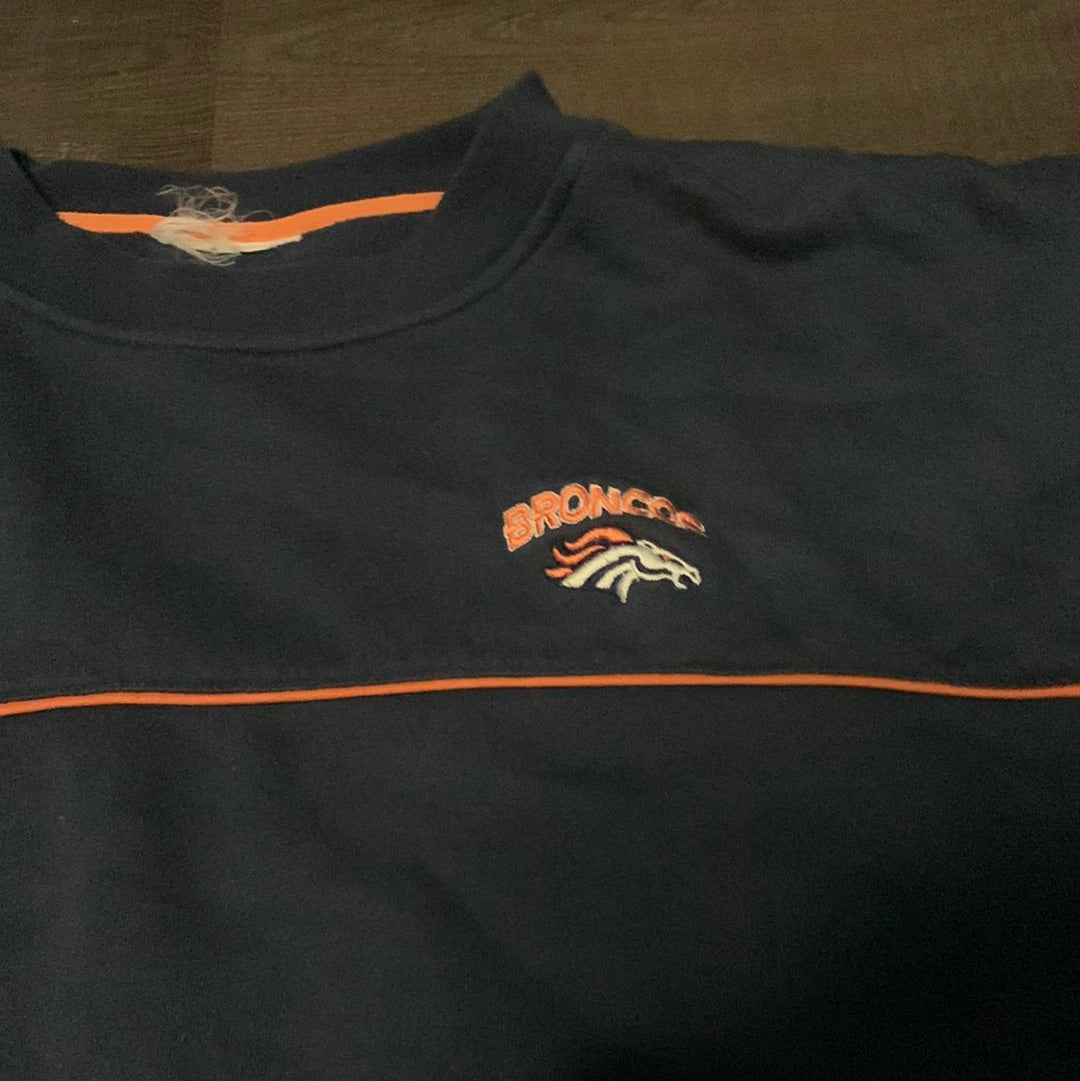 Broncos Boxy Crewneck - 28” x 26”