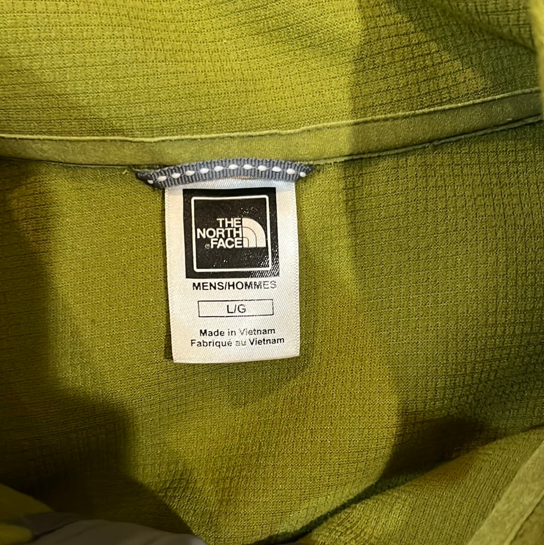 North Face Quarter Zip - Large - 23” x 28”