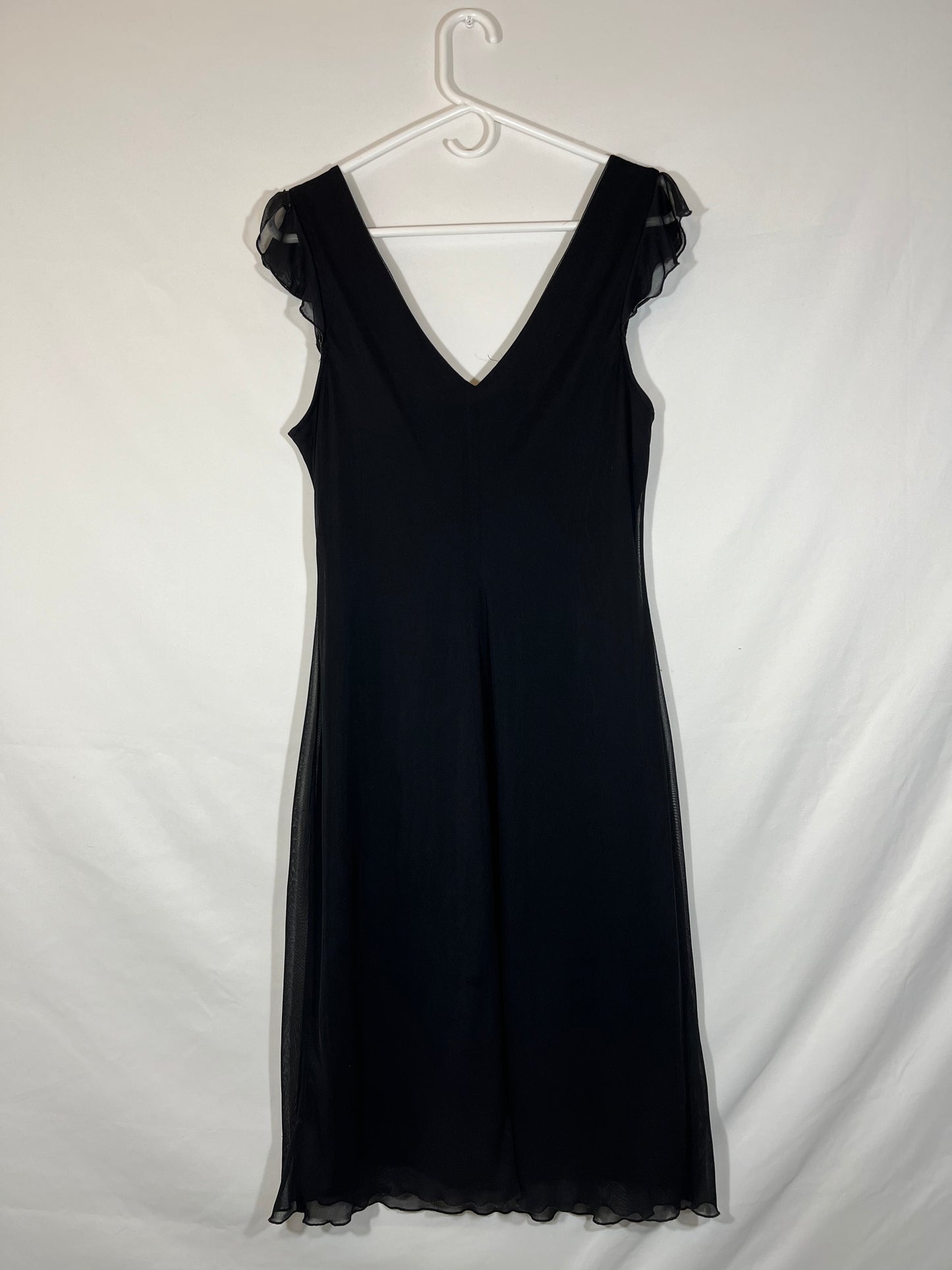 Cute Dress - 17” x 41” (strap to bottom)