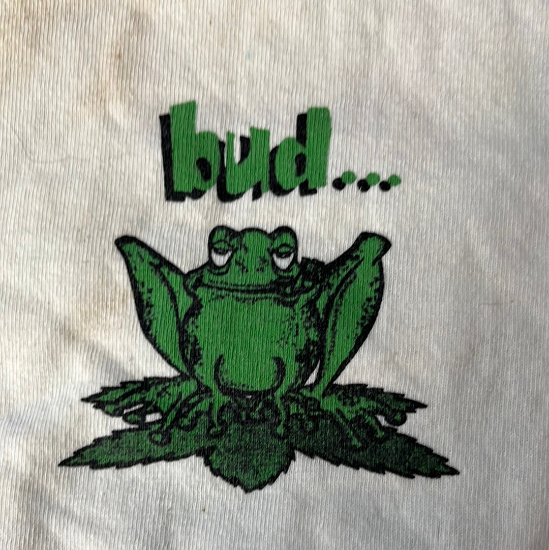 Camiseta Bud Smoker Frog - XL - 24.5” x 30”