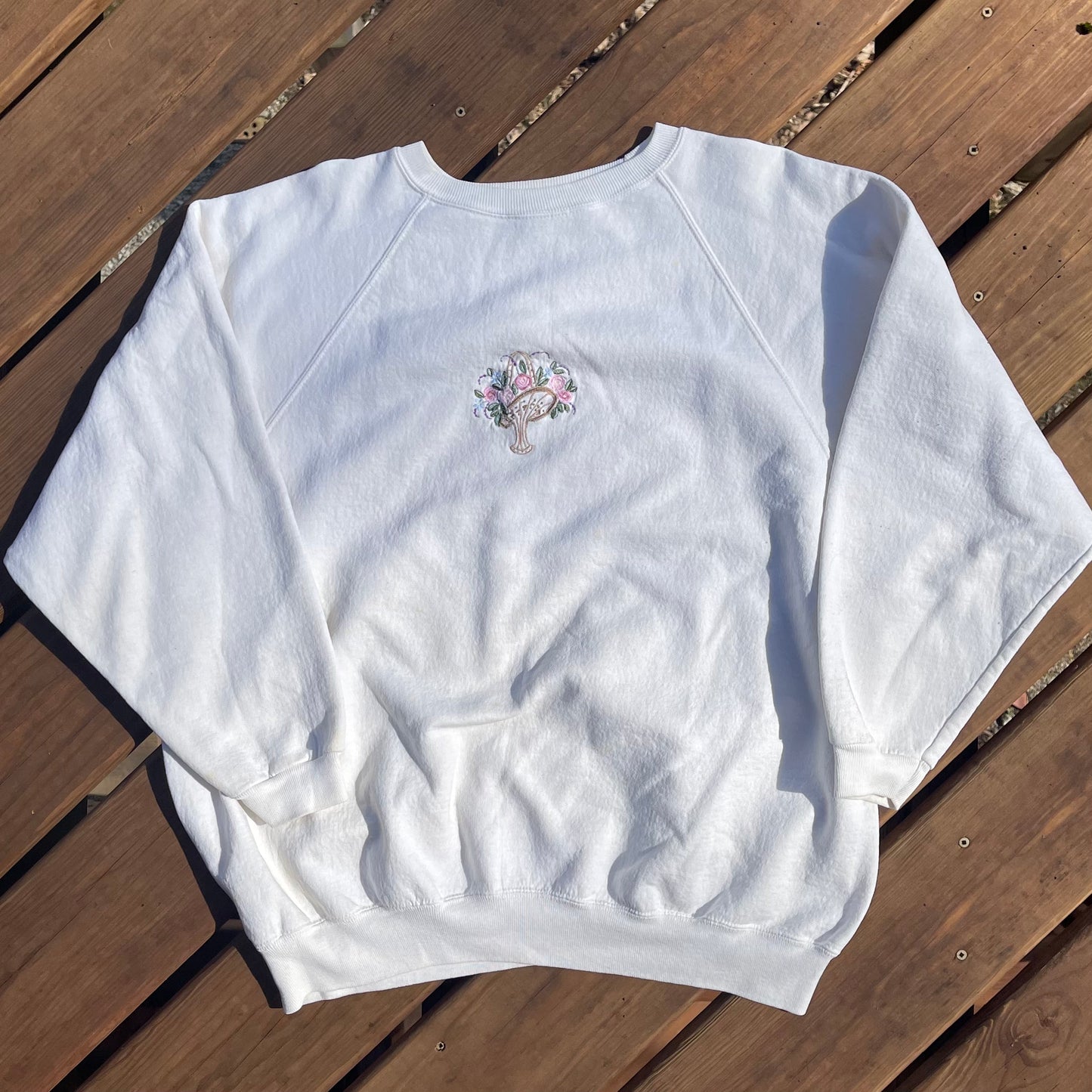 Flower Embroidered Crewneck - 2X fits XL