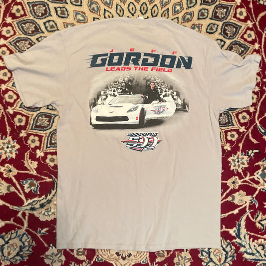 Camiseta Jeff Gordon Indy 500 - 20" x 28.5"