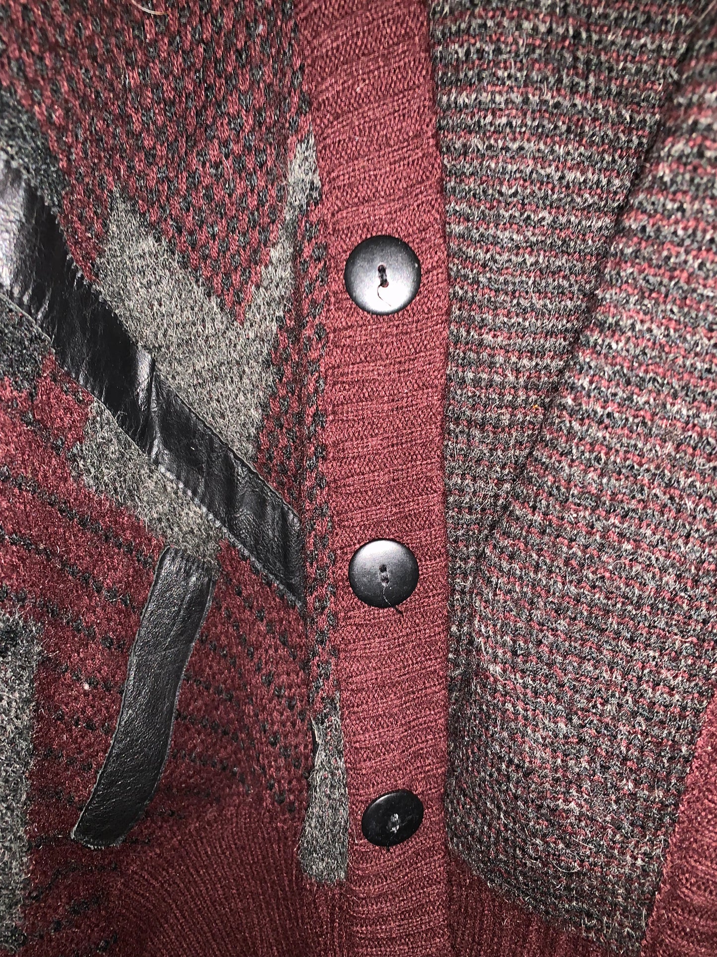 80's Cardigan - Medium - 20” x 26.5”