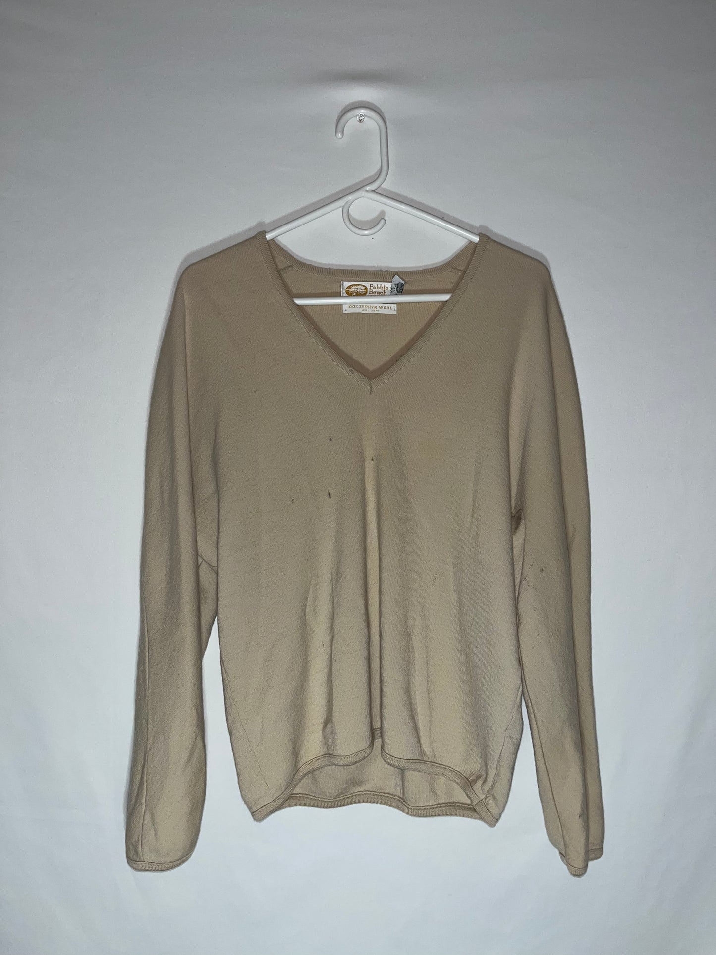 80's Pebble Beach 100% Zephyr Wool V Neck Sweater - Small - 19” x 23”