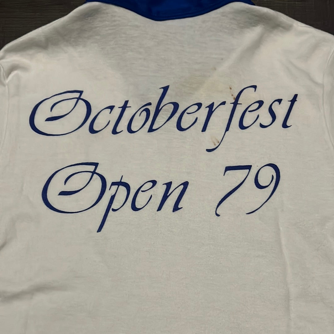 70 年代 Octoberfest 开放式衬衫 - XSmall - 15” x 24”