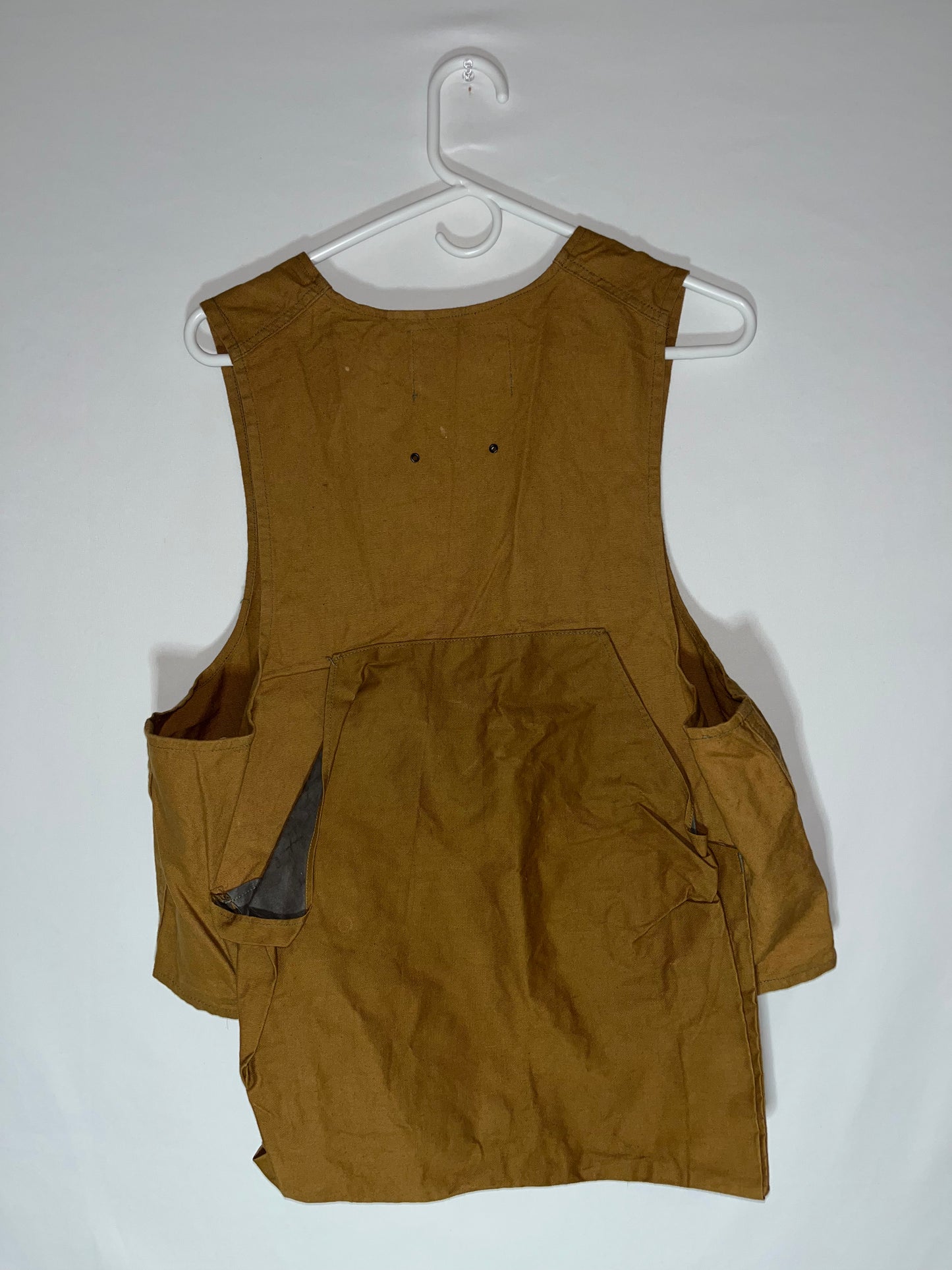 50/60's Hunting Vest - Medium - 20.5” x 20.5”